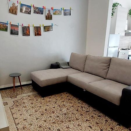 Ca' Mariuccia. Appartamento A Un Passo Dal Mare Savona Zewnętrze zdjęcie